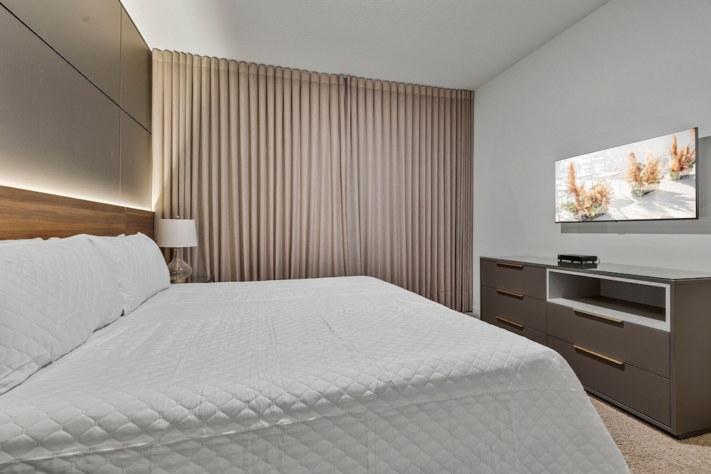 NEW 6bedrooms Pool At Solterra