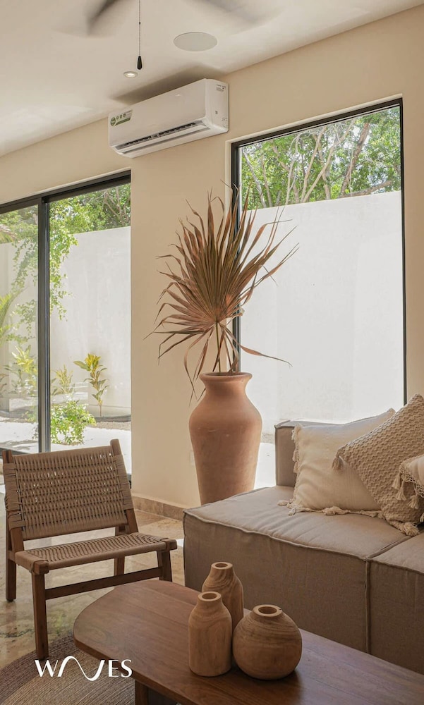 Exclusive Apt w Private Pool Surround Speakers