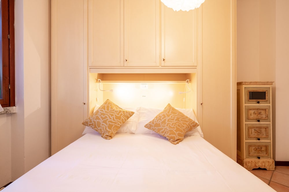 Cascine Trilocale con Terrazza by Wonderful Italy