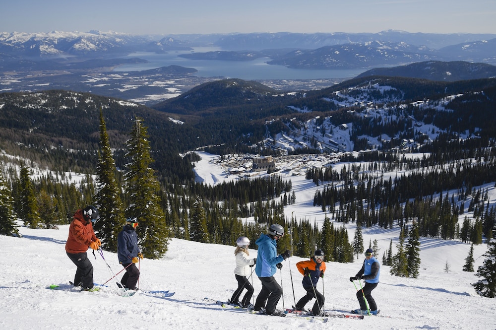 Sandpoint Vacations - Humbird - Property Image 10