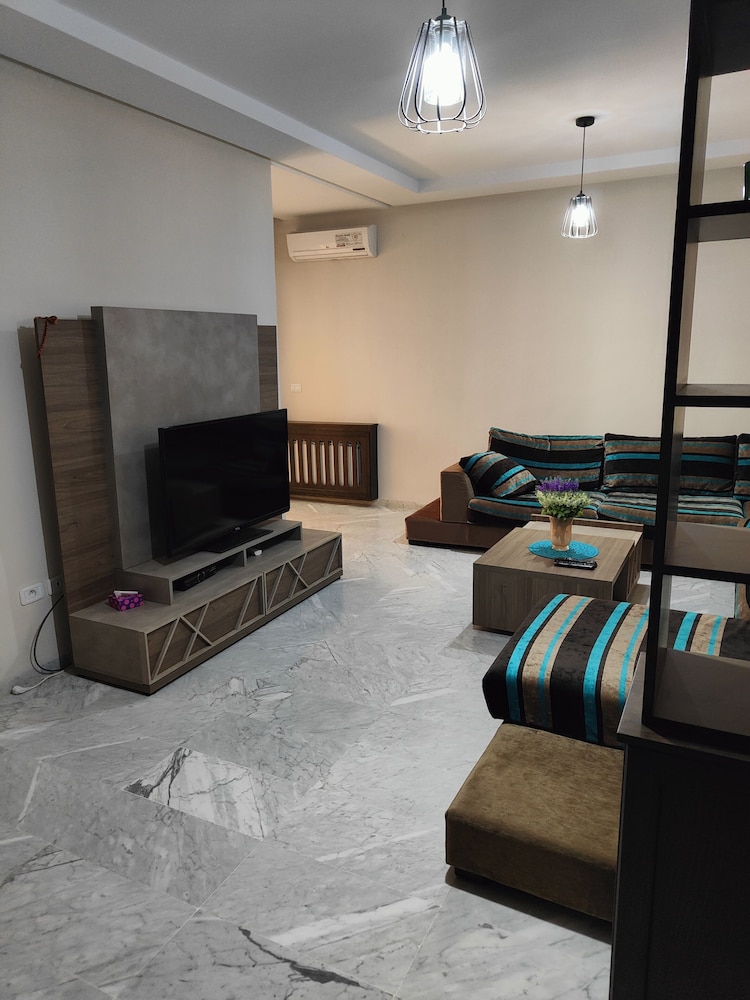 Karam appart view 5