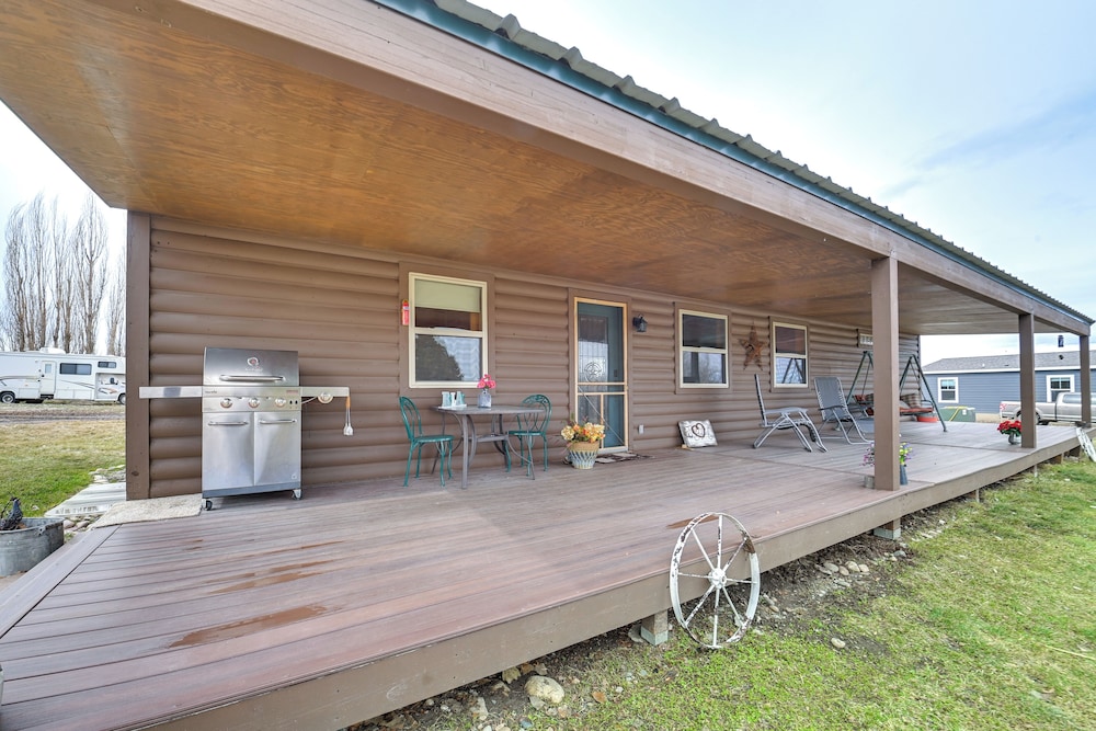 Pond Access & Deck: Peaceful Ballantine Getaway!