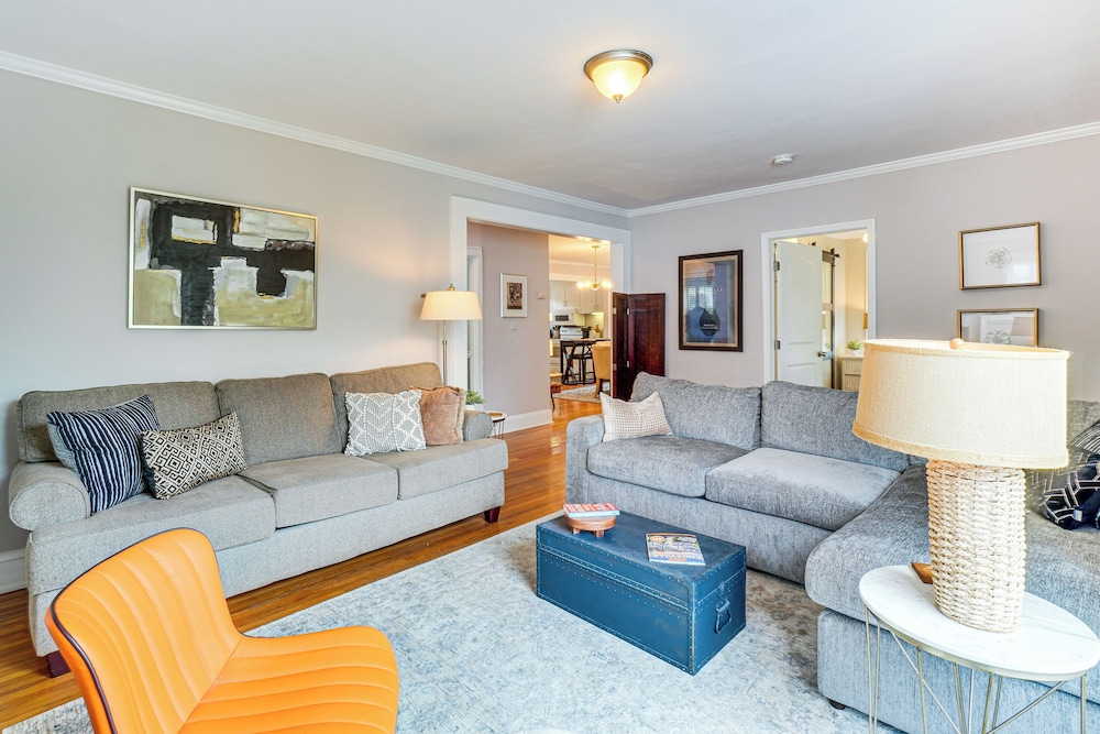 Cookout Ready: Walkable Home in Bearden Village