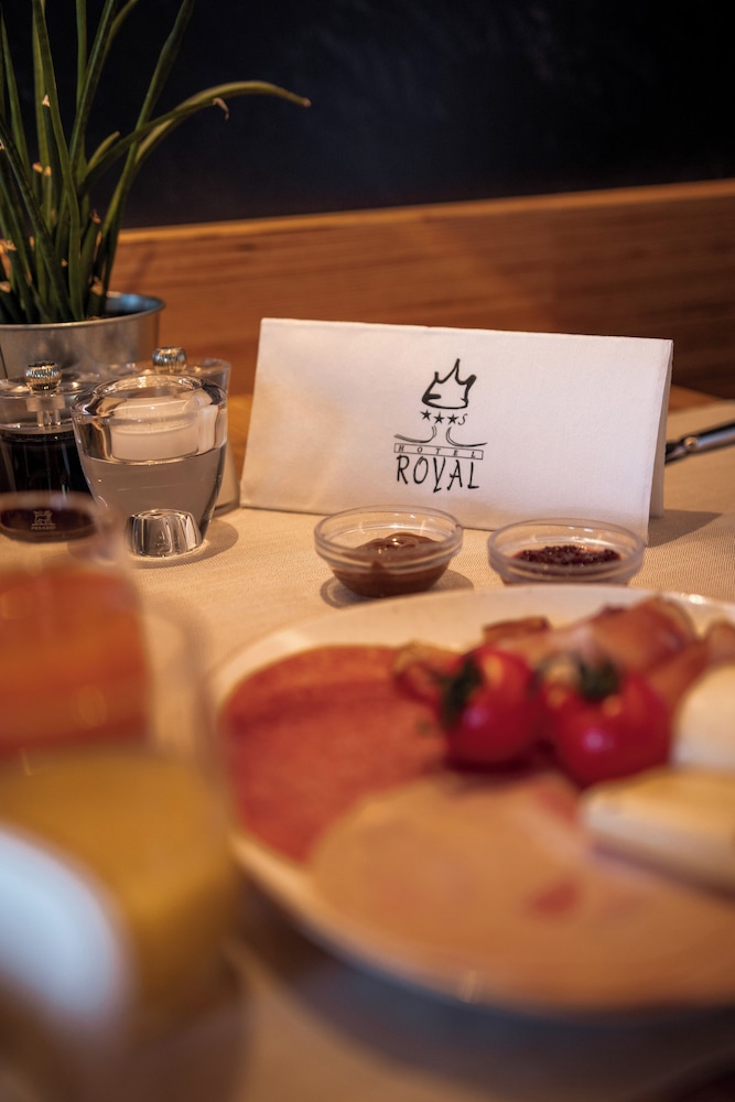 Hotel Royal