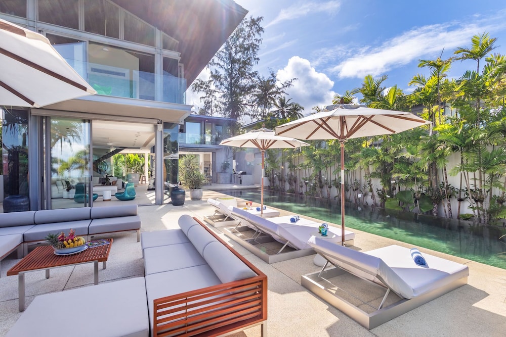 Villa Aqua