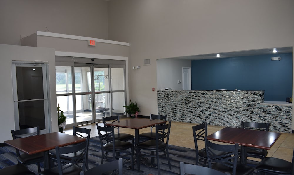 Executive Inn and Suites Baker view 5