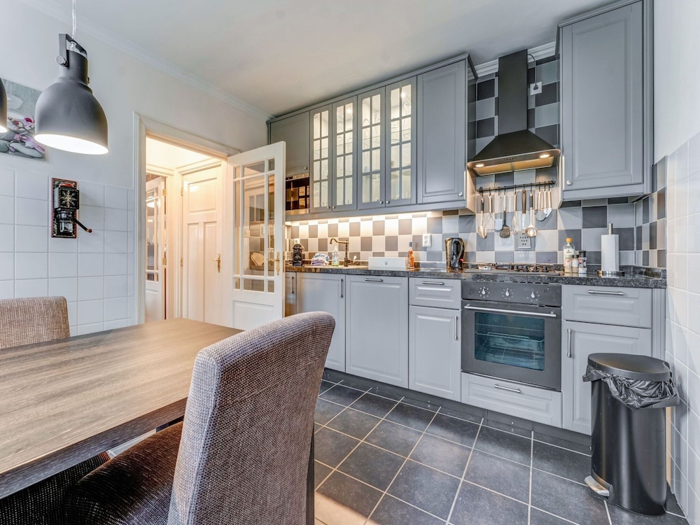 Cosy Apartment in Sint Maartensbrug Near the Beaches view 5