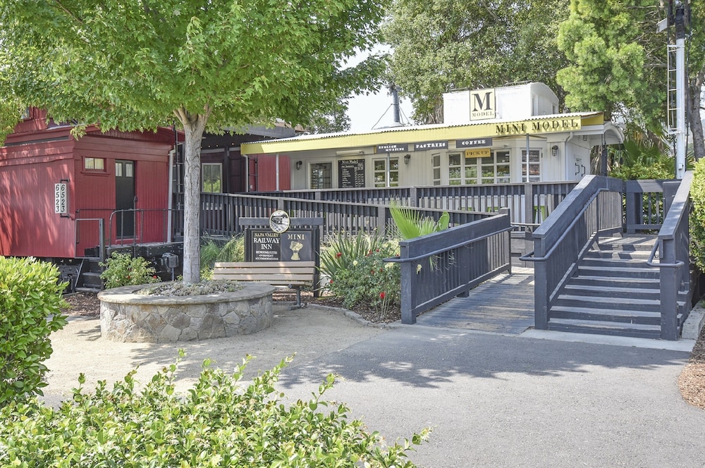 Yountville Vacations - Napa Valley Railway Inn - Property Image 13