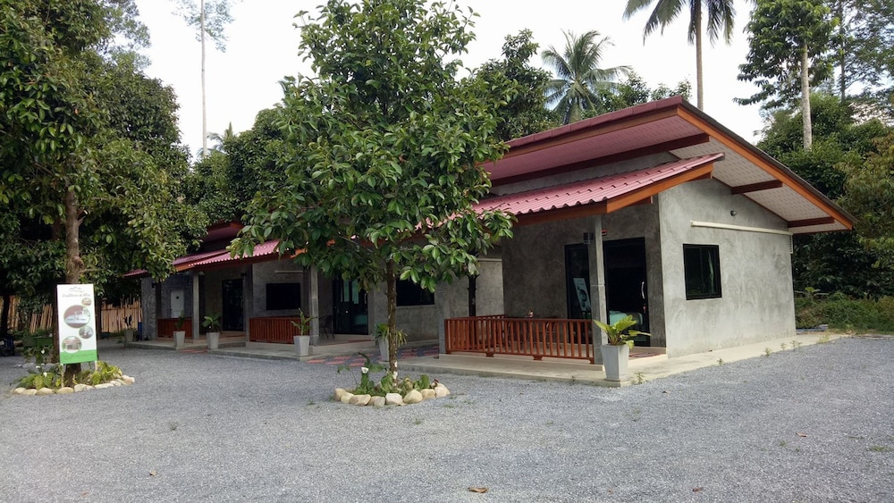Baan Keree Thara Khiri Wong view 3