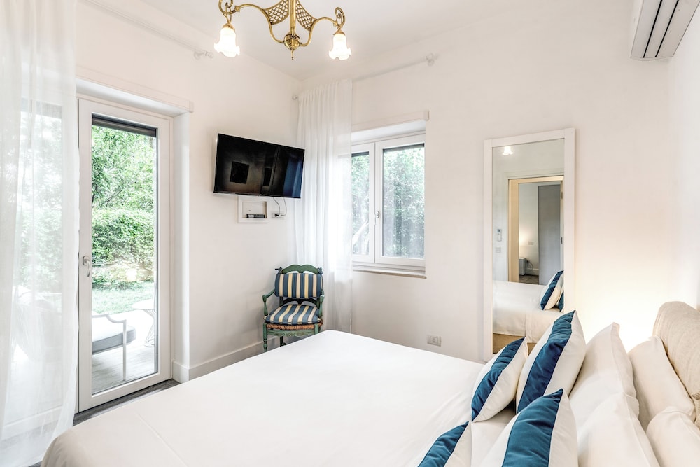 IL CANTO DELLE SIRENE - SOFIA APARTMENTS