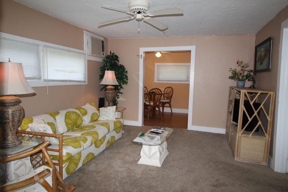 Indian River Lagoon Waterfront Cottages