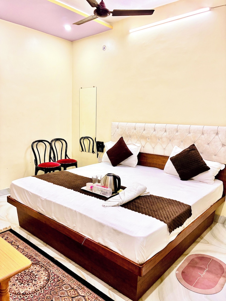 Shivanya guest house