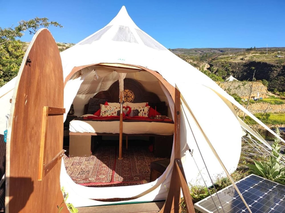 Unique Stargazing Escape With Ocean View