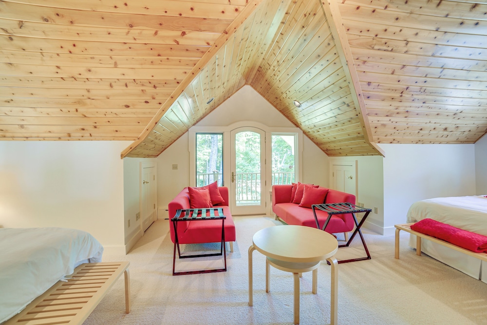 Lakefront Michigan Retreat w/ Private Dock view 5
