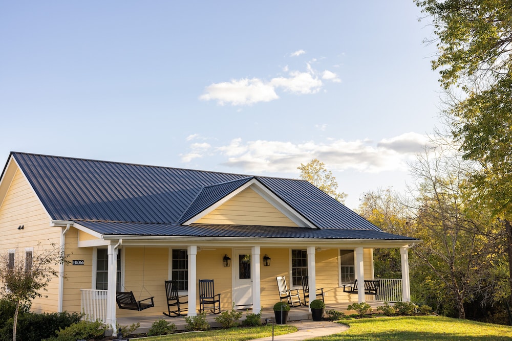 Inn at Willow Grove