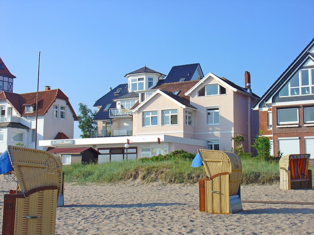 Hotel Strandhaus Brunhild - Image 1