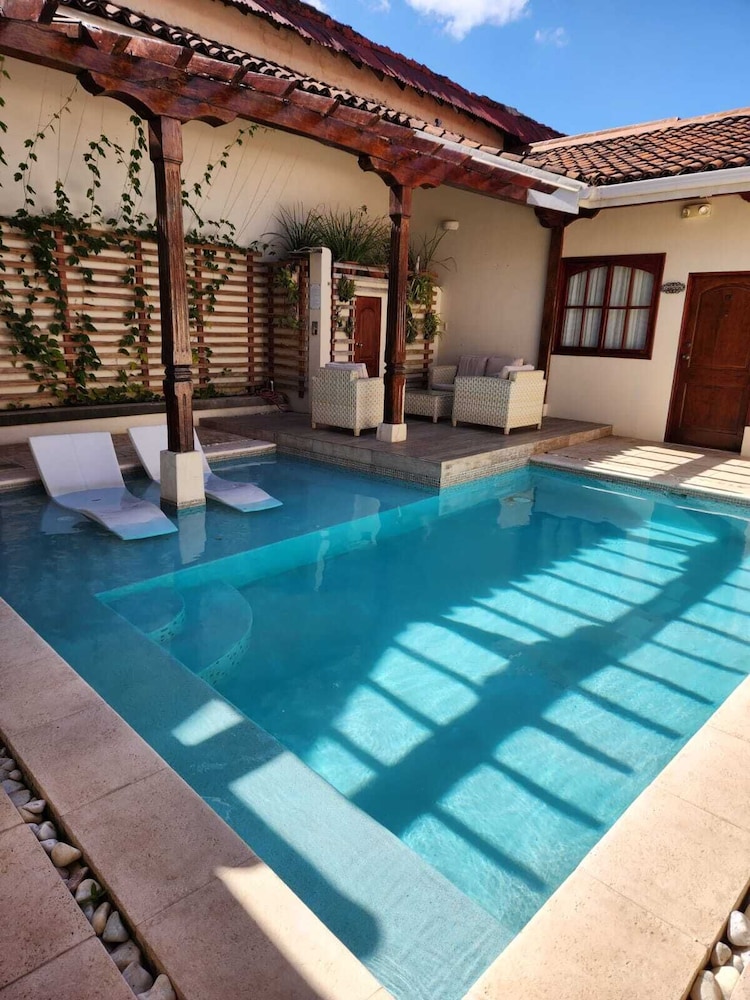 Hotel La Perla