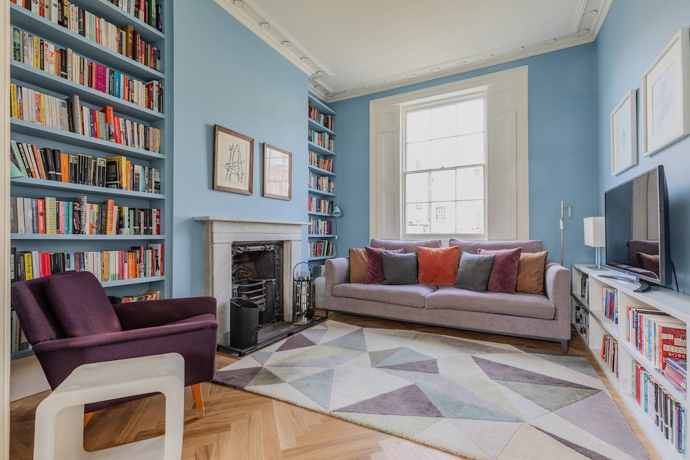 Hemingford Road IV by Onefinestay