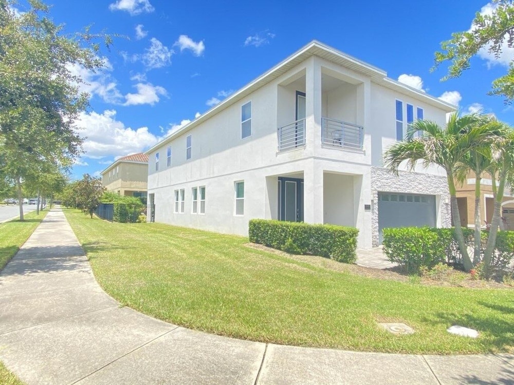 Elegant 8br Retreat W/ Private Pool, Spa & Family-friendly Comfort 8 Bedroom Villa