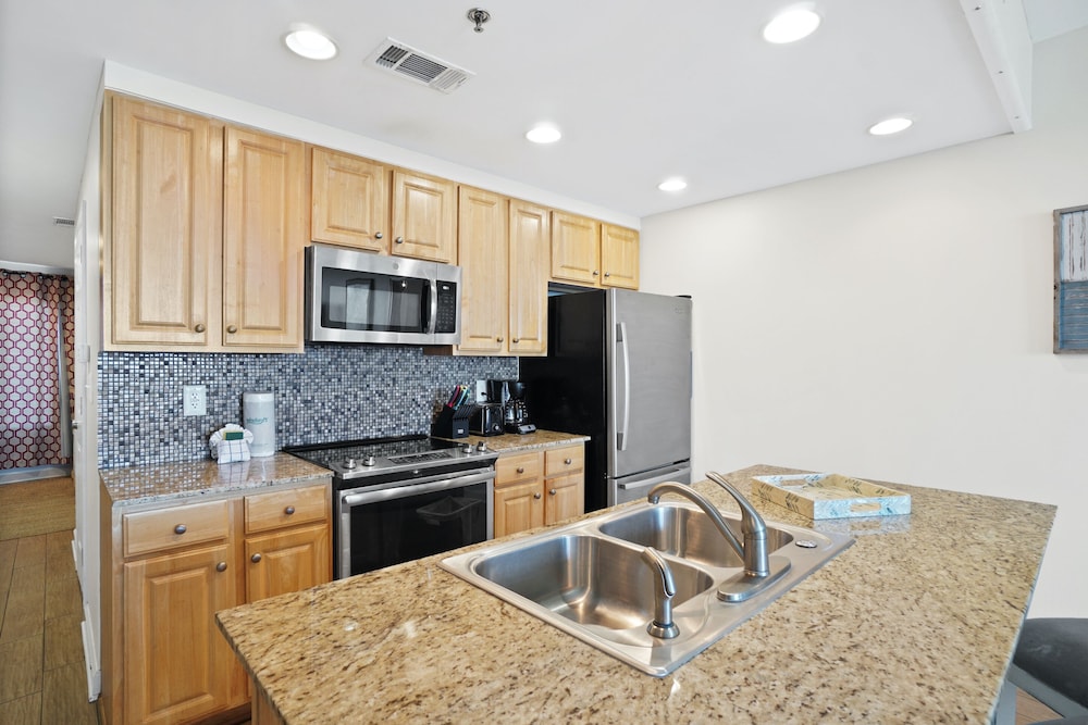 Splash Beach Resort by Panhandle Getaways