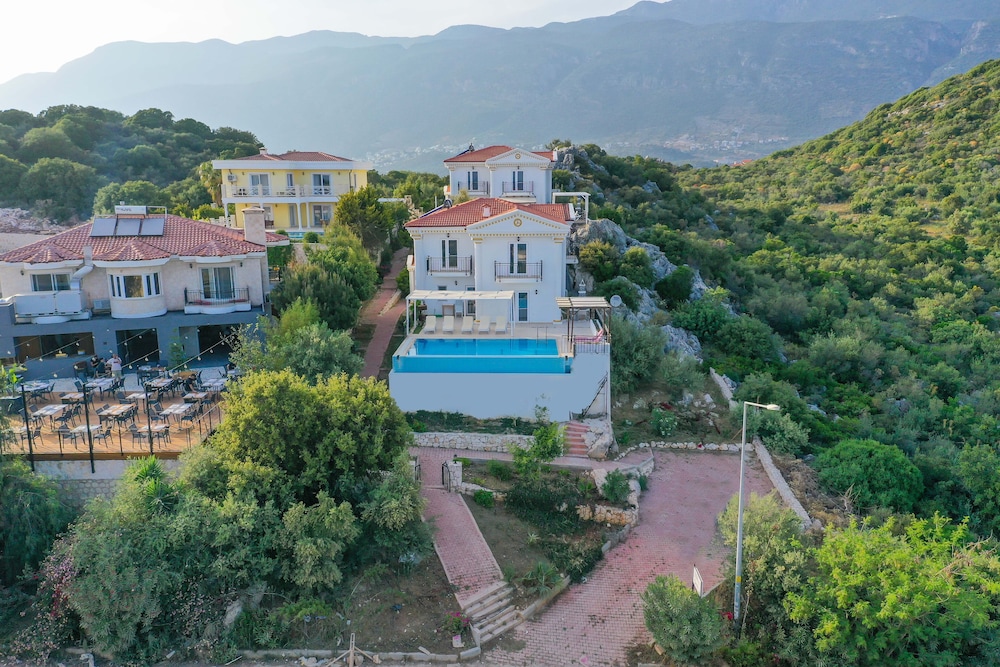 Soral Villa
