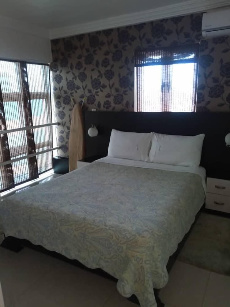 Mansah Memorial Villa view 3