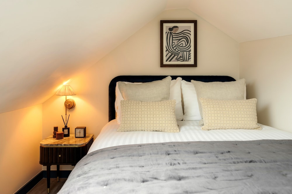 Tower Bridge Road Your Apartment