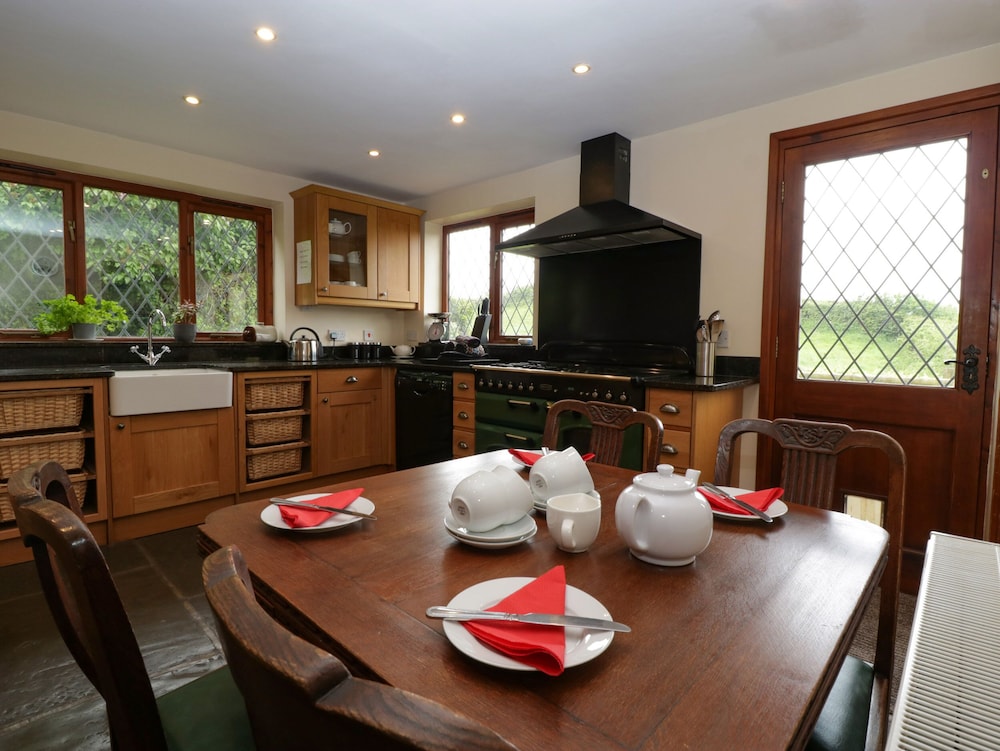 Shells Cottage