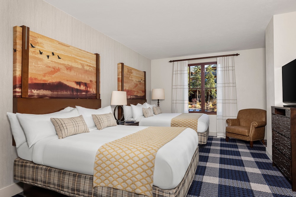 Lake Tahoe Vacations - Marriott Grand Residence Club, Lake Tahoe - 1 to 3 bedrooms Pent - Property Image 5