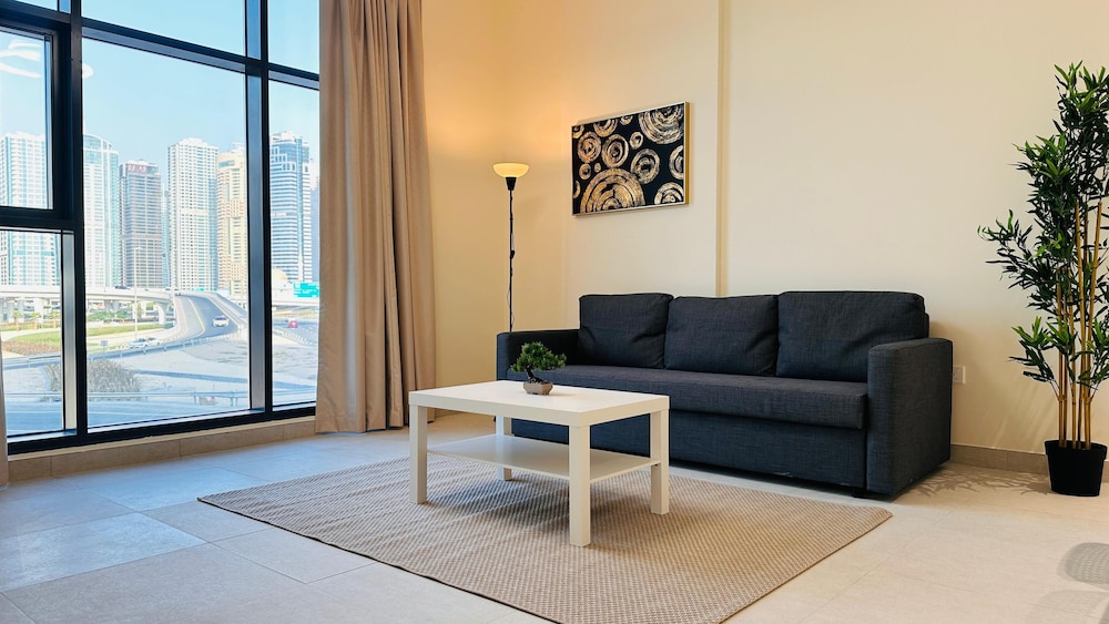 Sunday Sheikh Zayed Road Concord Tower 1 BR by Belvilla