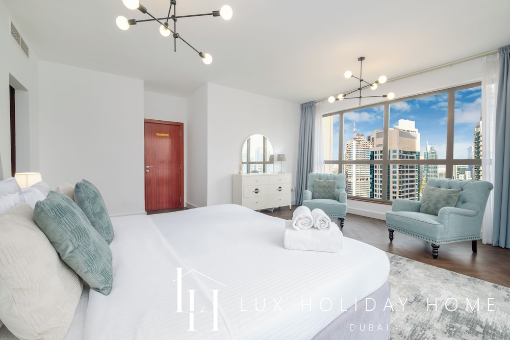 LUX The JBR Central Suite