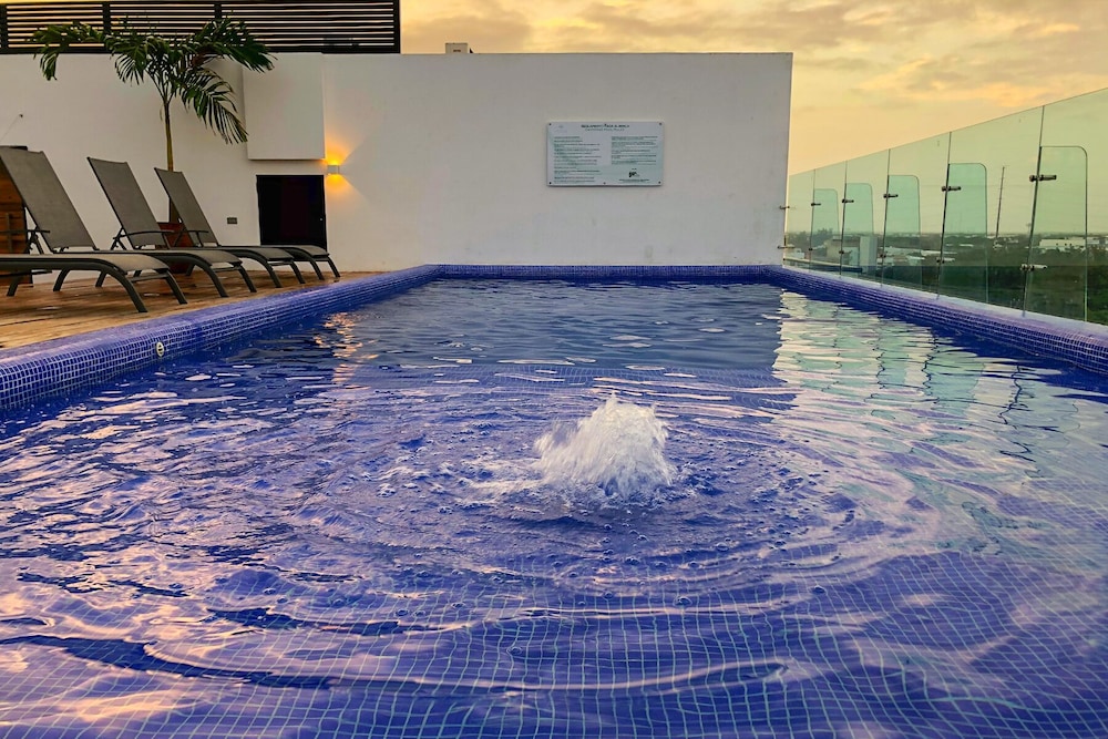 Luxe Condos Complex with Roof Pool