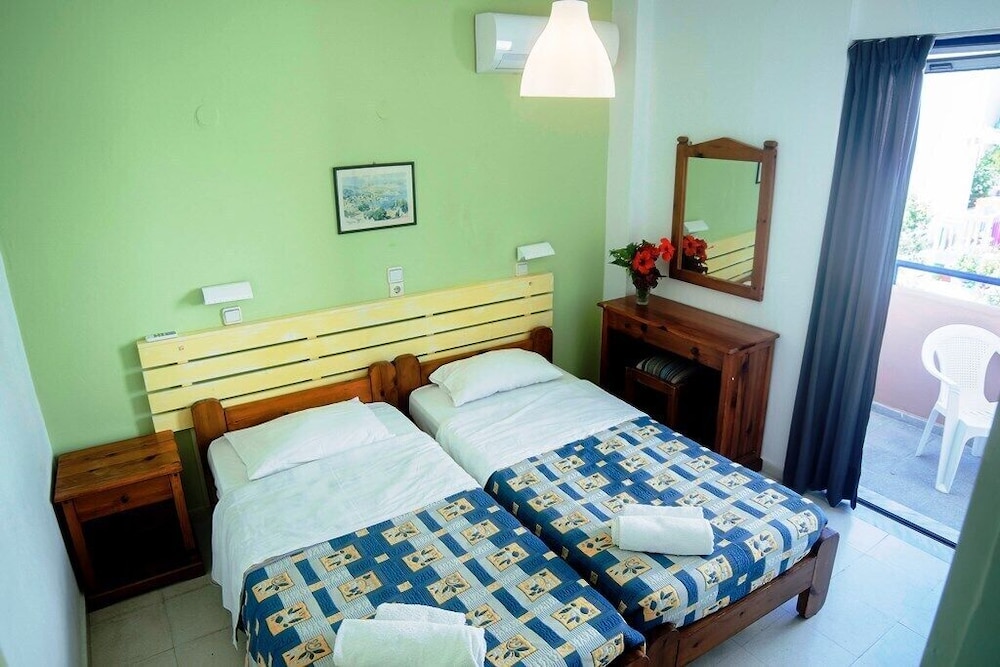 Marika Apartments photo 2