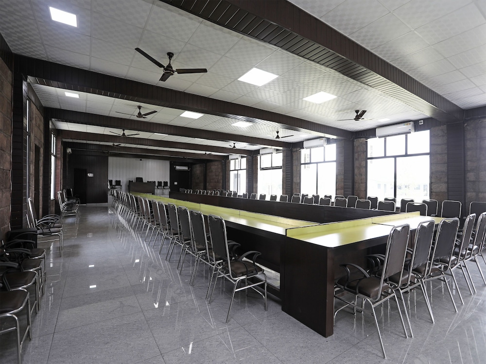 meeting & event spaces