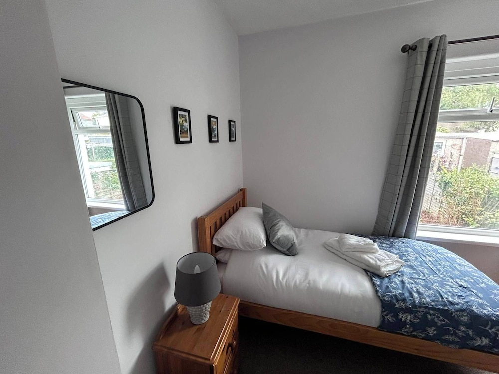 Family-friendly Cosy Home With a Spacious Garden