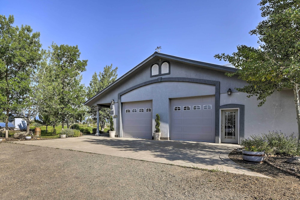 Flawless Durango Home w/ Theater + Pool Table view 5