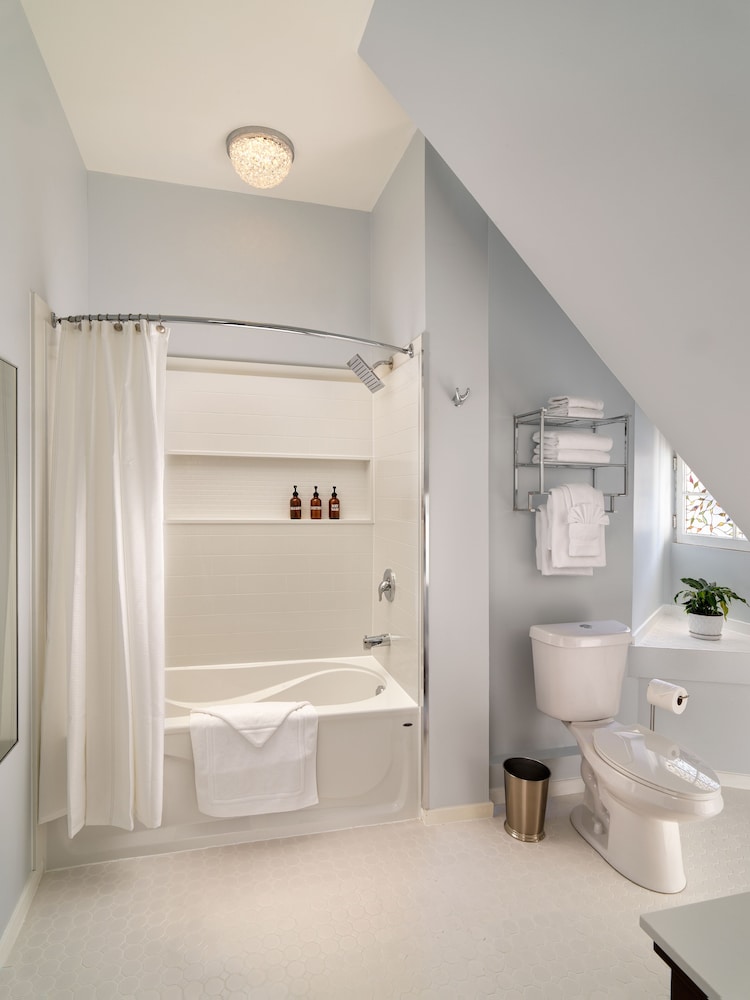 Pendray Inn and Tea House 40