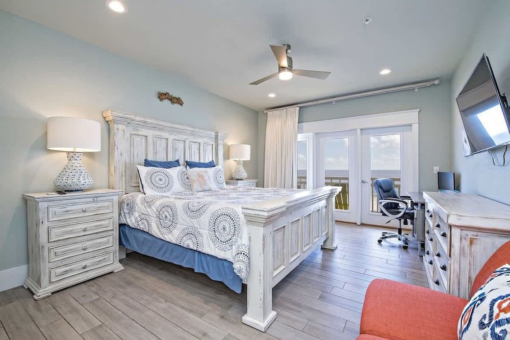 Beachfront 8bedrooms Lemonshello