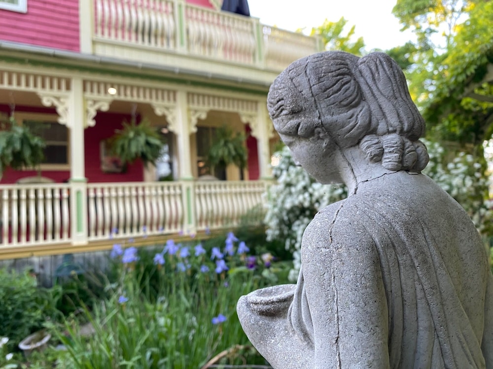 Chambers Guest House B&B