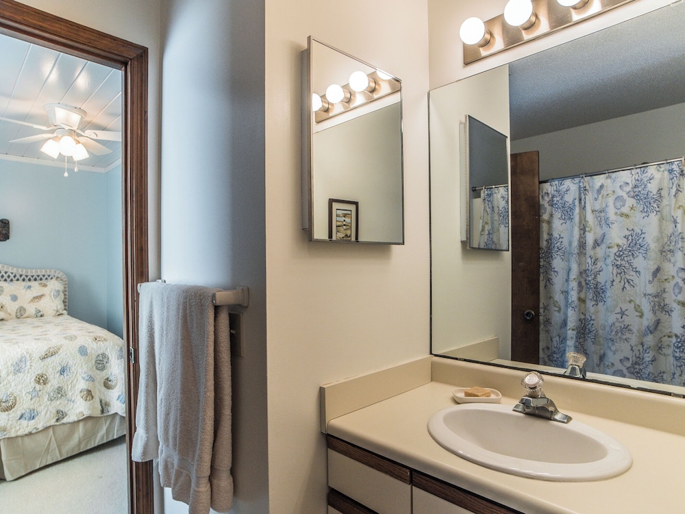 Dock Holliday by Topsail Realty