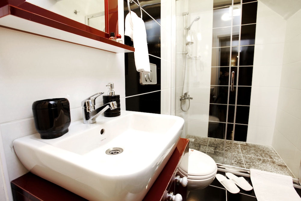 Spinel Hotel - Image 65