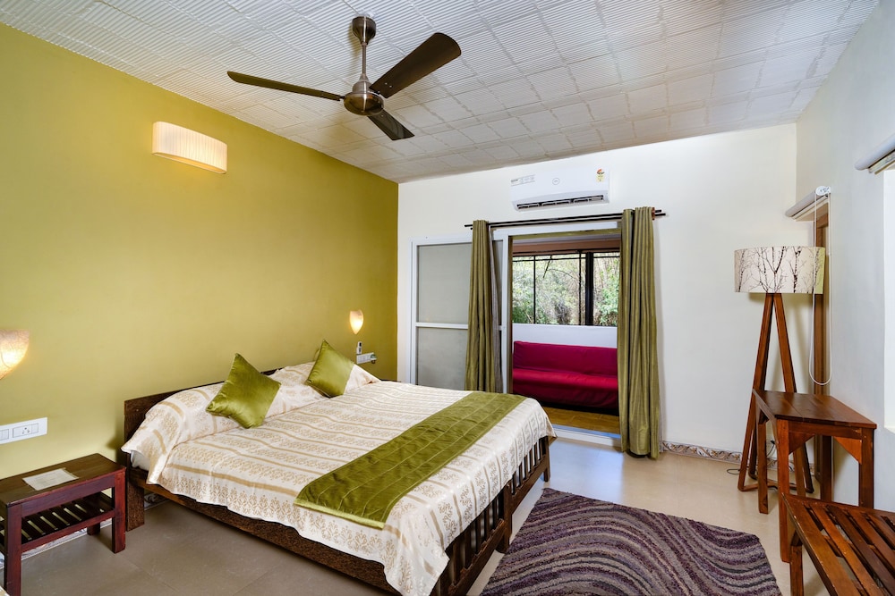 Jungle Hut Resorts