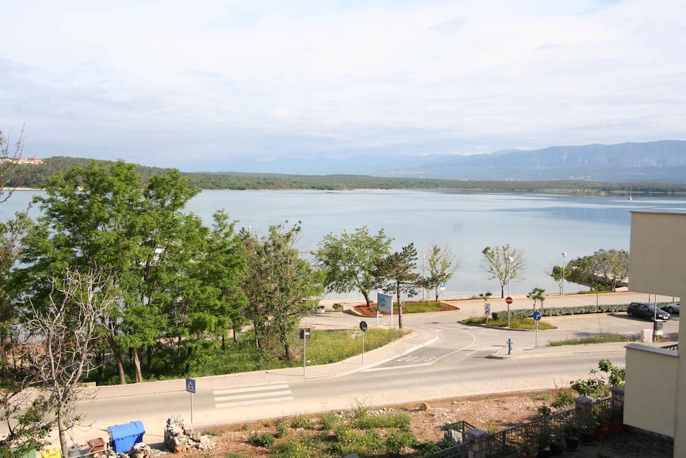 Apartments in Malinska/insel Krk 12469