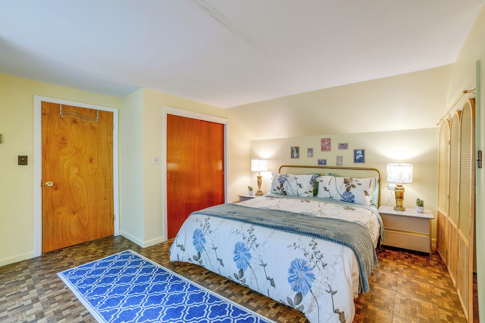 Serene Duplex w/ On-site Brook in Callicoon Center