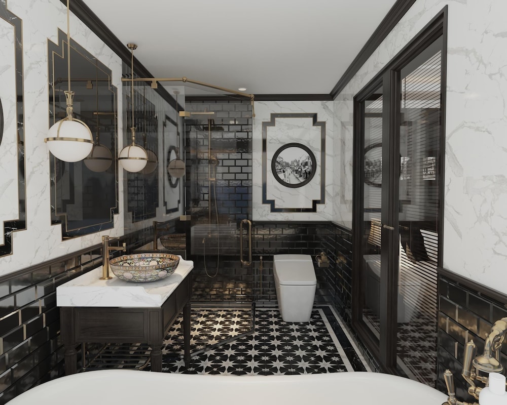 Aime'e Luxury Cruise