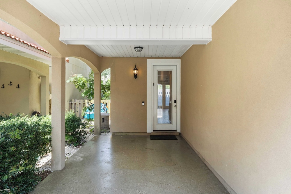 Southfields Retreat 4BR Getaway Near Laguna Beach, Carillon & Pier Park