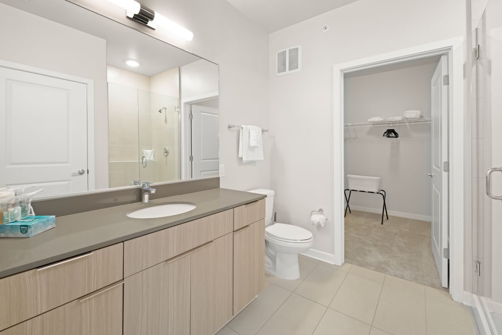Global Luxury Suites at Reston - Property Image 41