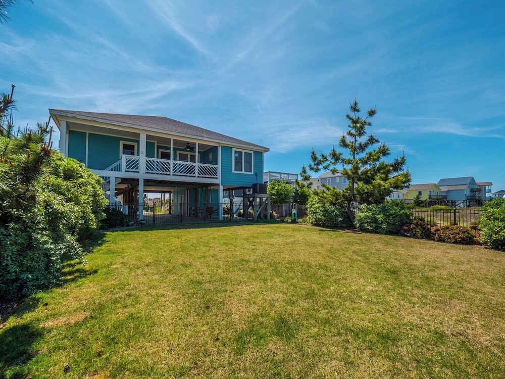 The Water Bear by Topsail Realty