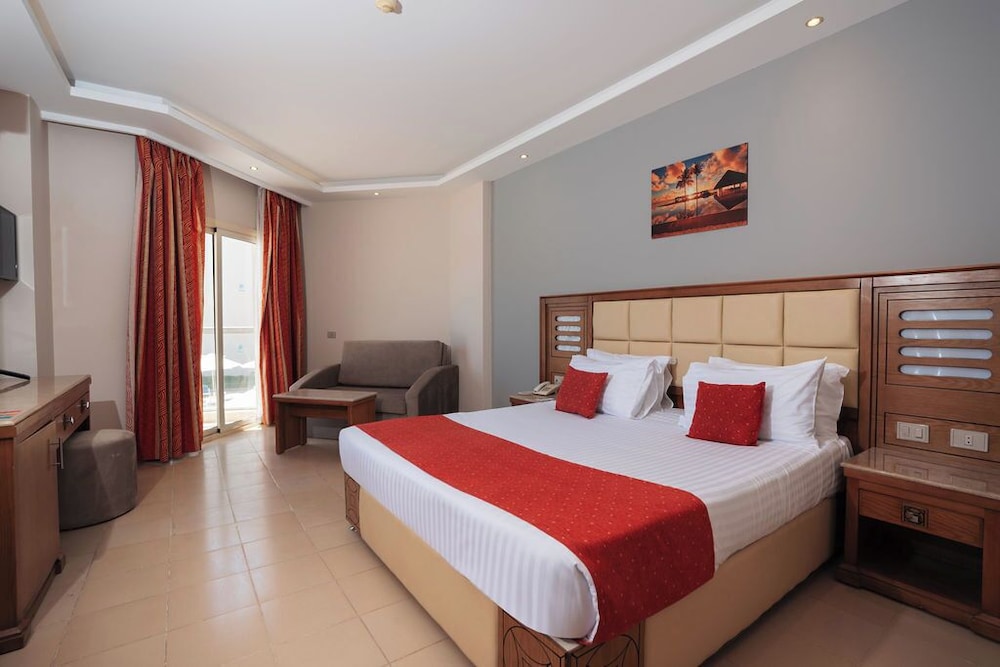 Riviera Aqua Park Resort