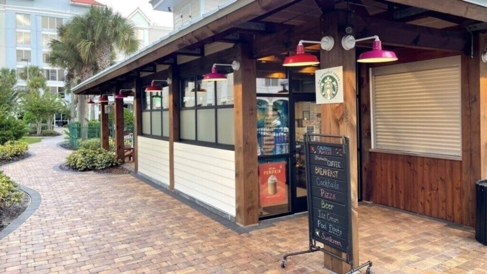 Two Bedroom Condo in Kissimmee near Disney 2 Condo